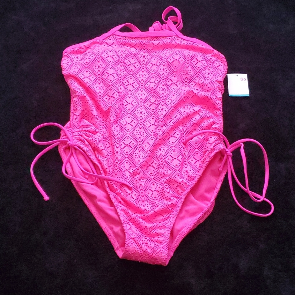 One piece swimsuit